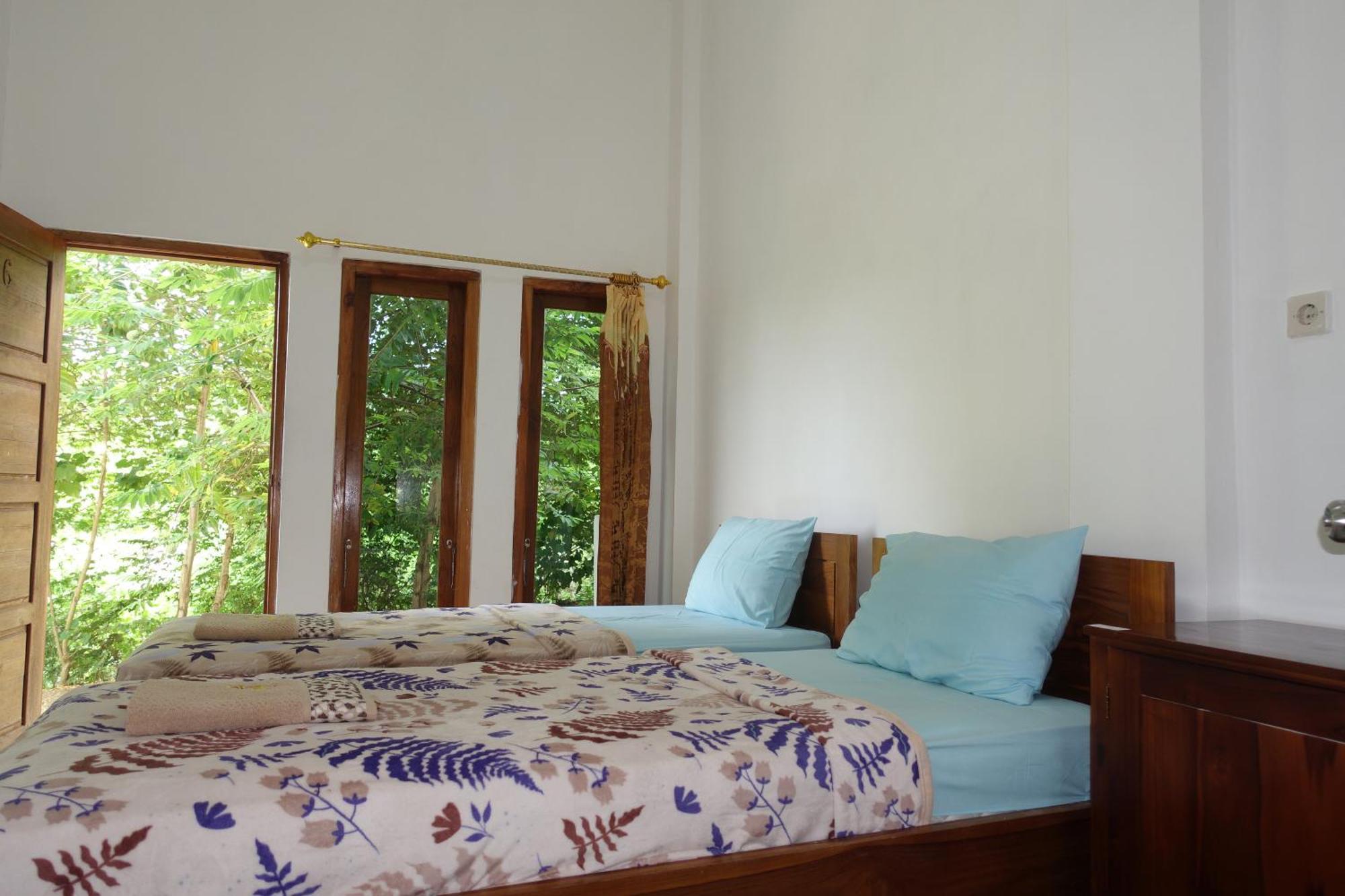 Tarsan Homestay Labuan Bajo Extérieur photo