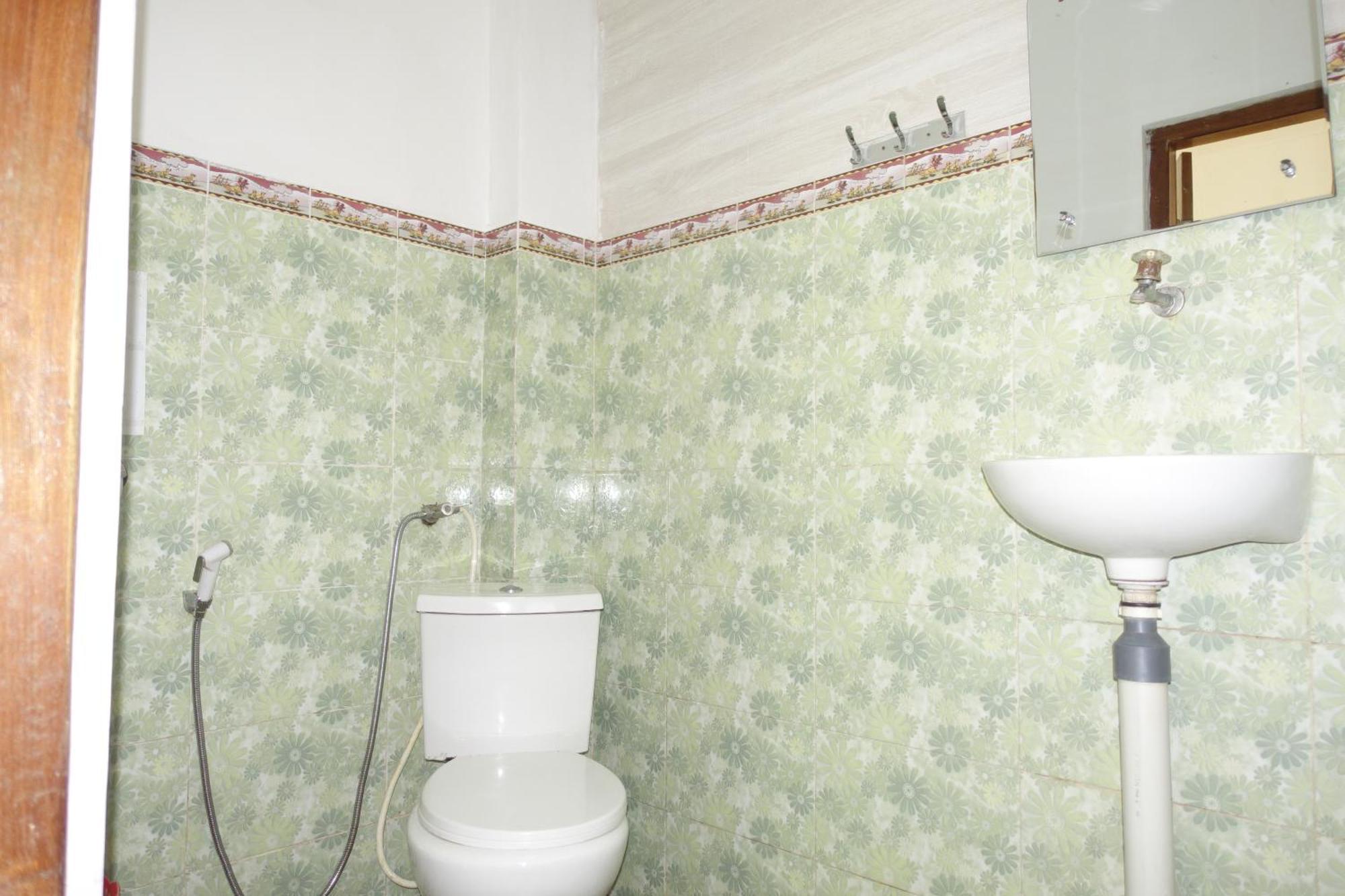 Tarsan Homestay Labuan Bajo Extérieur photo