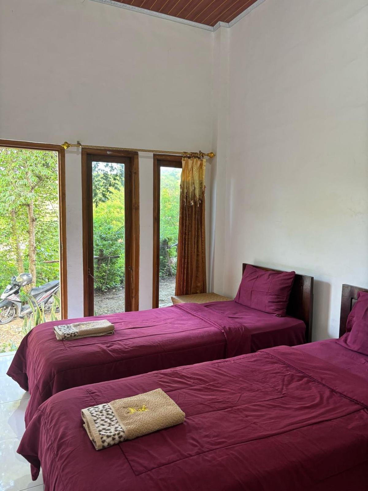Tarsan Homestay Labuan Bajo Extérieur photo